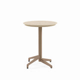 Mesa de exterior Moon en polipropileno